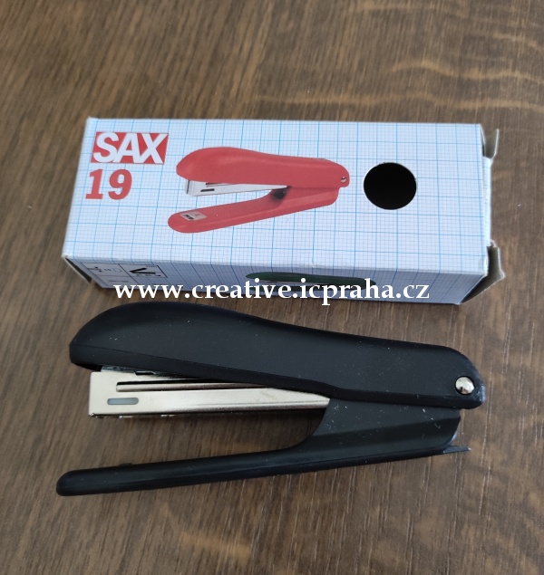 sešívač SAX19 mini černá 10l